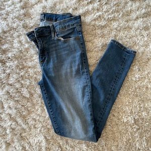 GAP “true skinny” stretchy skinny jeans